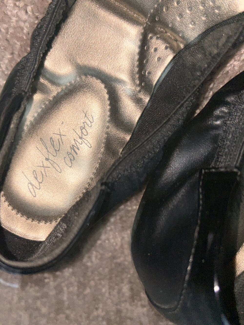Black Ballet Flats - Picture 4 of 6